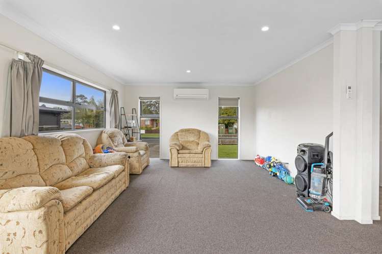 4 Brownlie Crescent_4