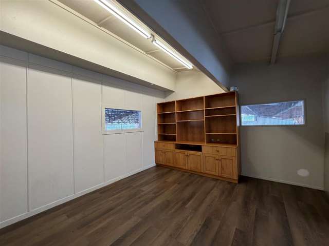 Unit J, 4 Morrin Road Saint Johns_4