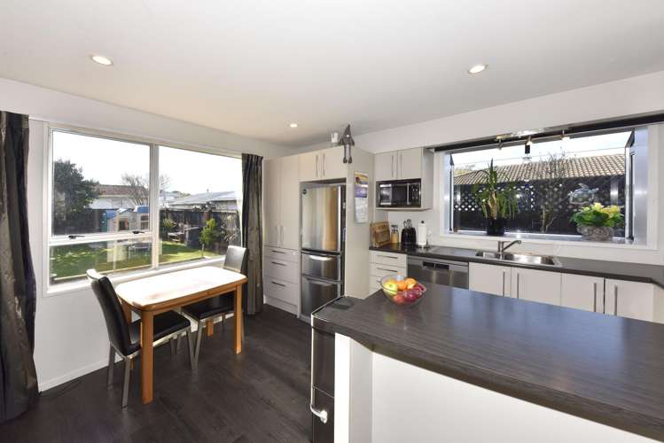 55 Solomon Avenue Redwood_7