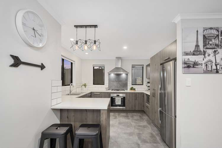 11 Shea Lane Pyes Pa_24