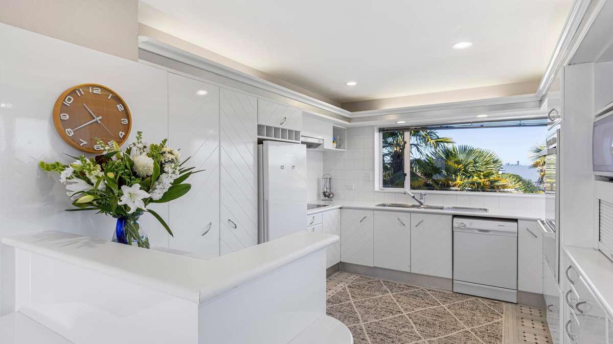 13 Boundary Road_2