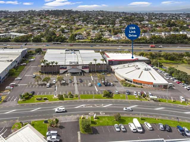 Unit A/13 Link Drive Wairau Valley_1