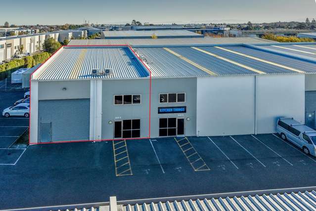 Modern Industrial Unit