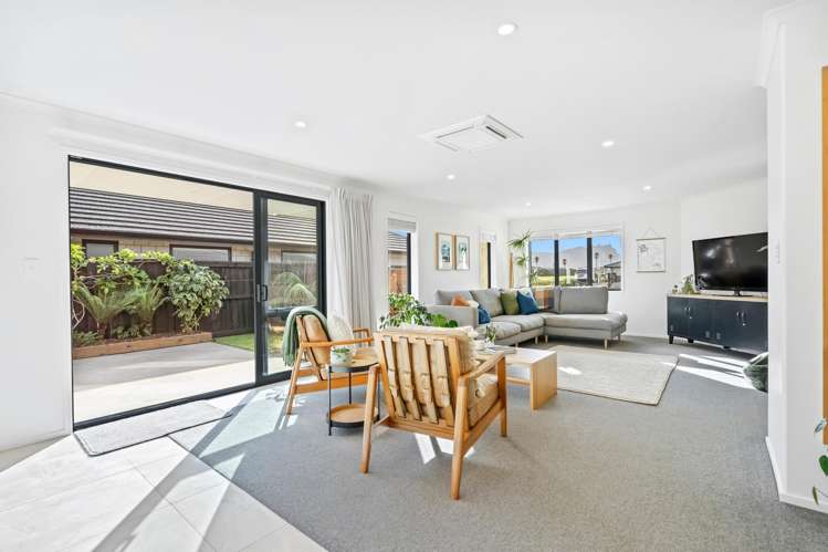 26 Kitemaunga Avenue One Tree Point_15