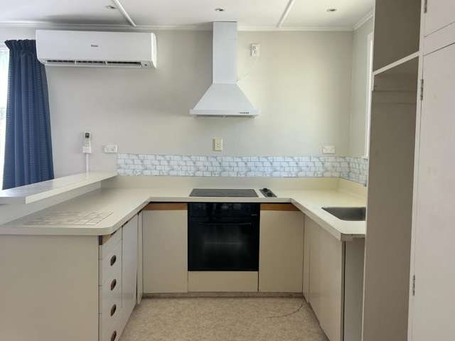 14 Wairau Road 10728_1