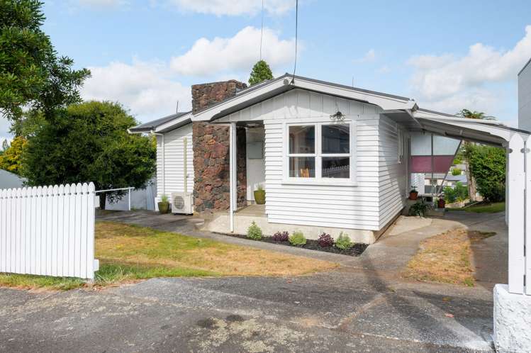 55 Graham Street Hamilton East_17