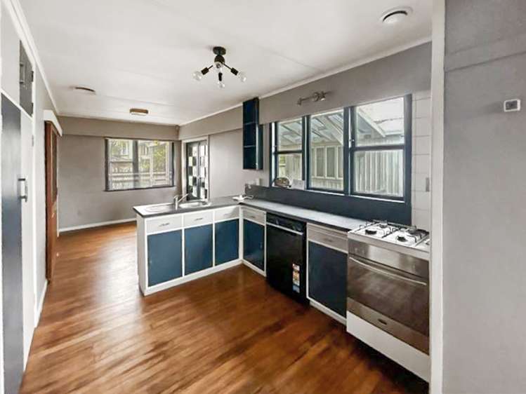 2 Wavell Crescent 10754_1