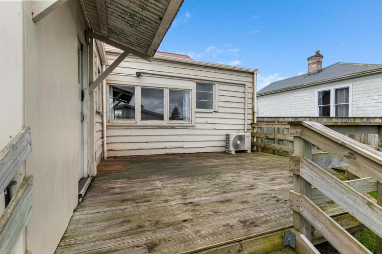 44 Collins Street Hawera_16