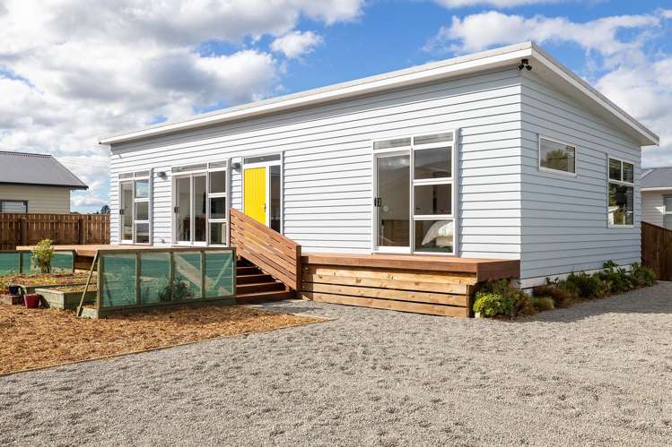 1A Community Green Featherston_20