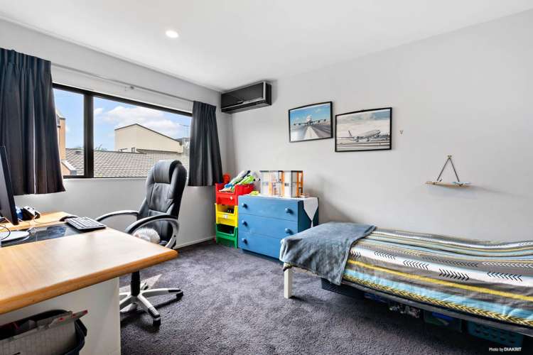 2 Nagle Place Golflands_8