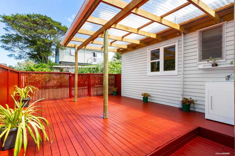 2/42 Pomaria Road Henderson_10