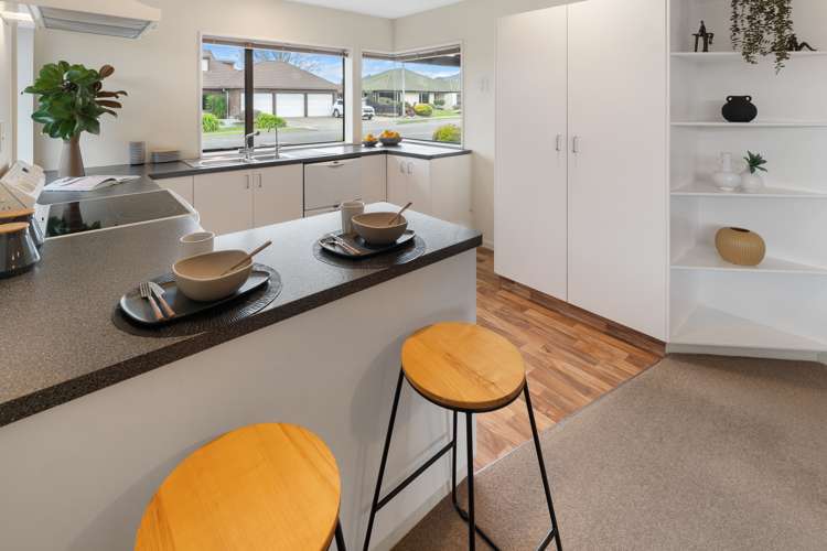 39 Aldinga Avenue Stoke_5