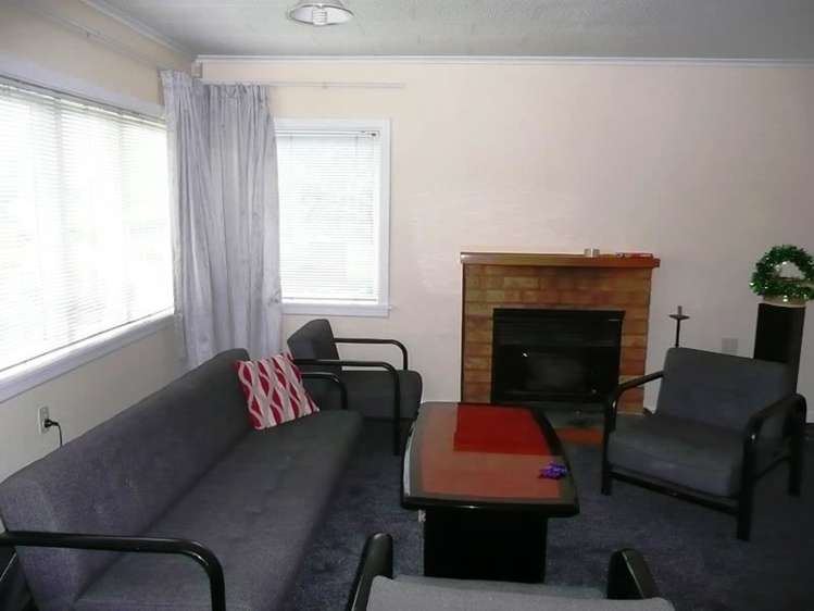 76 Old Wairoa Road Papakura_8