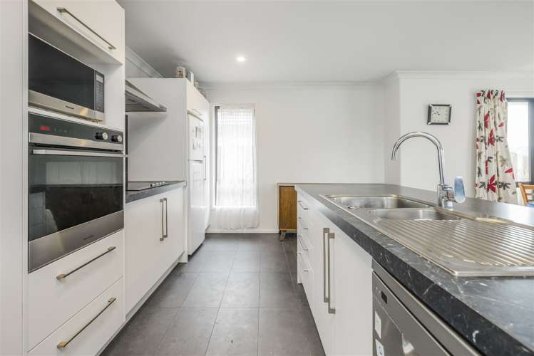 5 Matawai Puna Drive Pukekohe_11