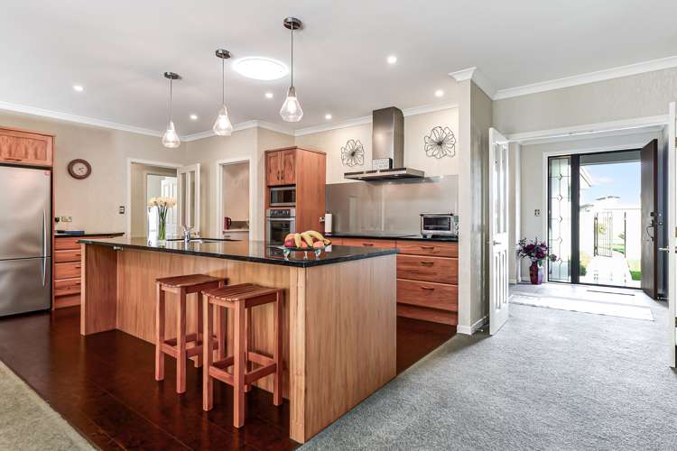 55 Palliser Drive Huntington_9