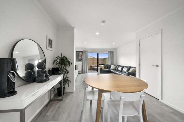 21/9 Surrey Street Tawa_2