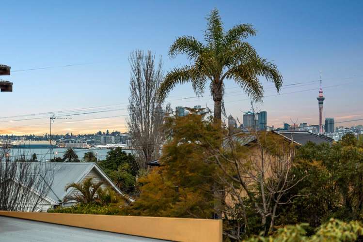 2/11 Faulkner Road Northcote Point_6