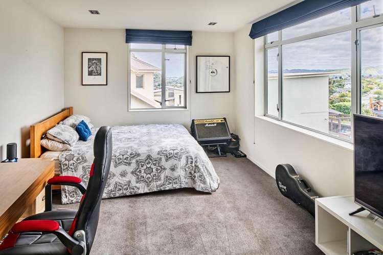 35 Endeavour Drive Whitby_9