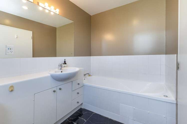 28 Mayfair Street Riccarton_17