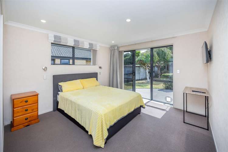 36 Wentworth Drive Rototuna North_17