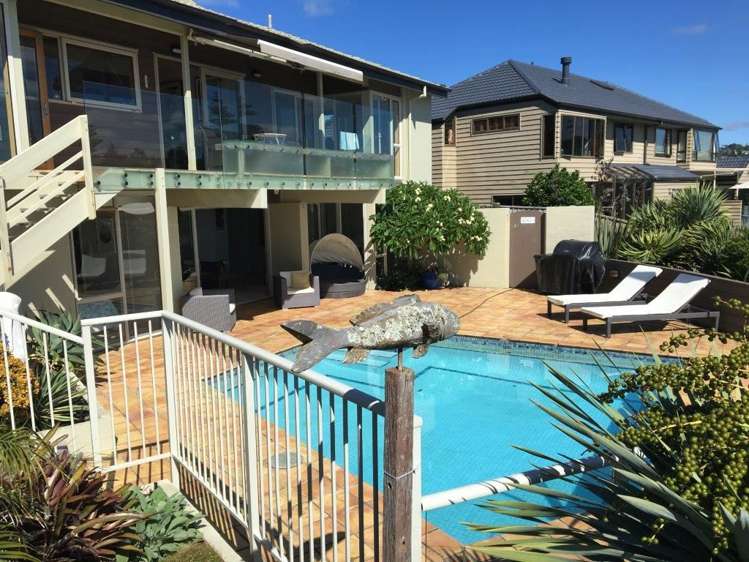 24 Whitby Crescent Mairangi Bay_18