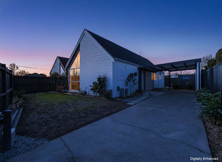 46 Delaware Crescent Russley_30