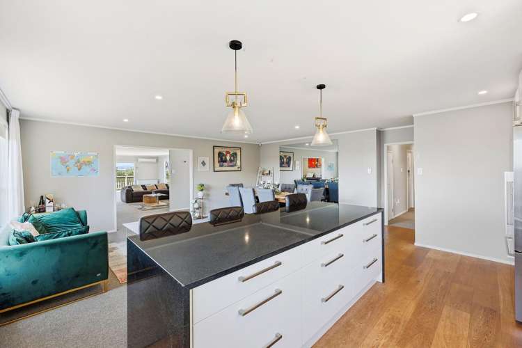 54 Chorley Avenue Massey_49