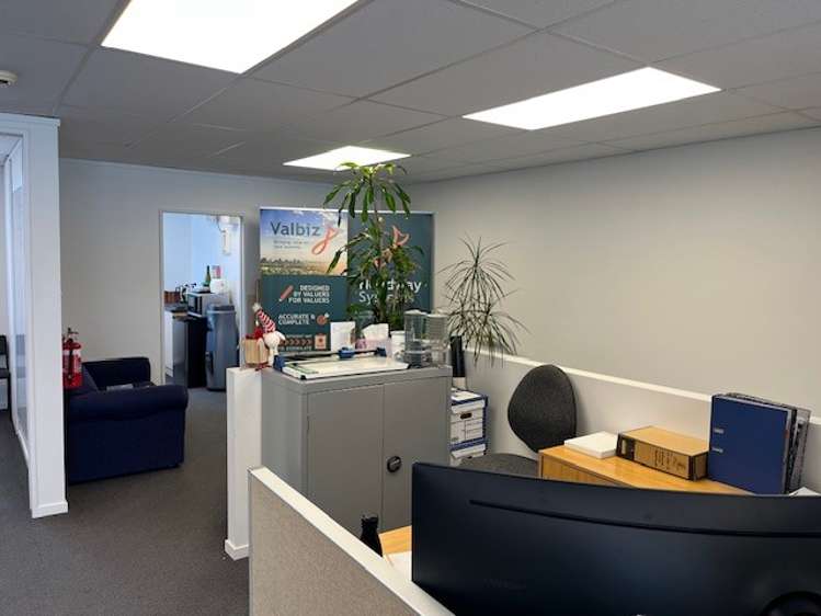 4/14 Lowe Street Addington_9