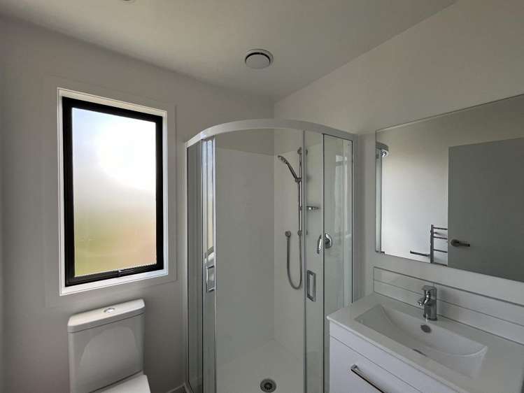 4/30 Bowater Place 10686_7