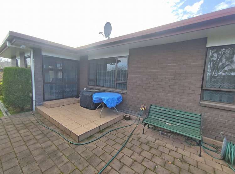 8 Robalan Place Redwoodtown_17