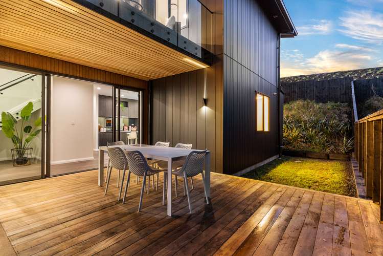 8 Kumukumu Road Long Bay_29