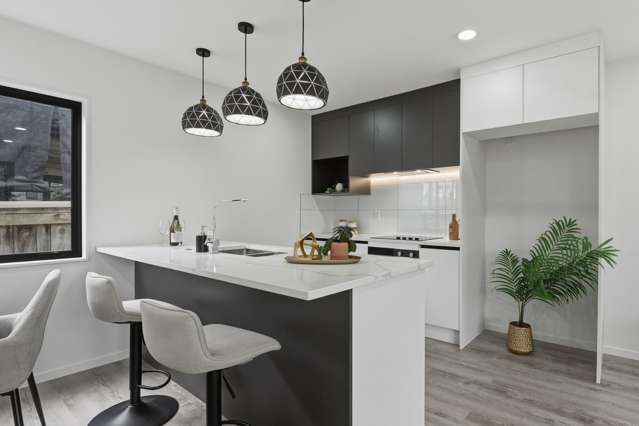 3&4/16 Kirby Street Glendene_2