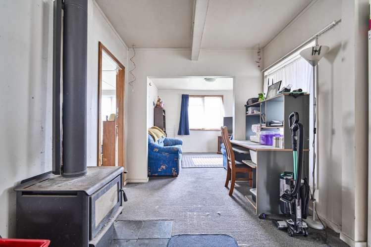 1004 Bledisloe Street Raureka_3