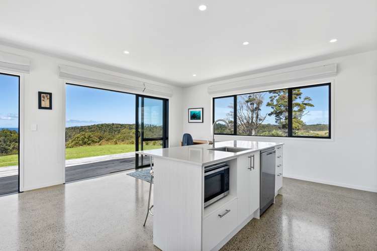 158 Clements Road Matapouri_30