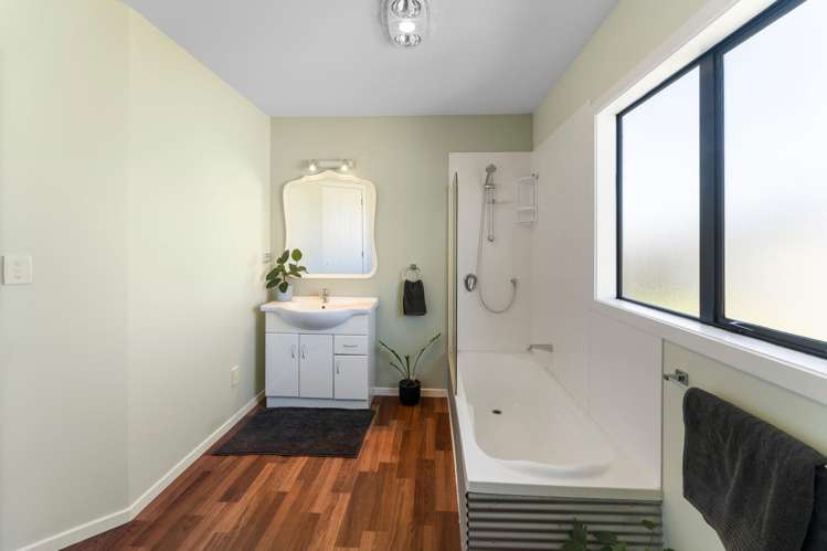 8 Mayer Crescent Wakefield_15