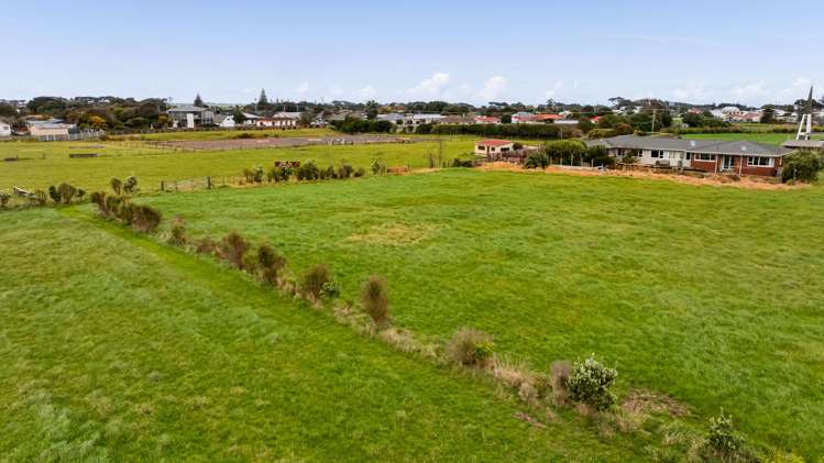 33 Whitcombe Road Opunake_36