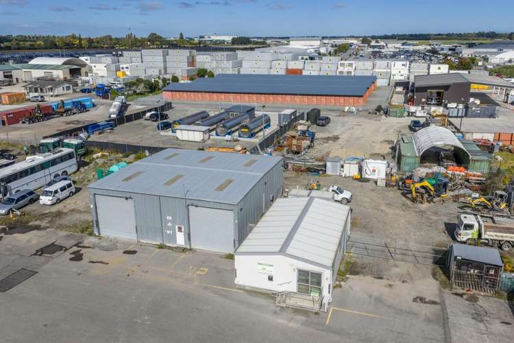 527 Sawyers Arms Road Harewood_5