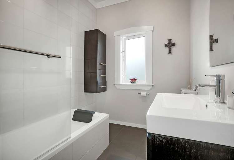 19 Kiwi Road Point Chevalier_12