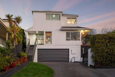 2/6 Pentonville Close_1