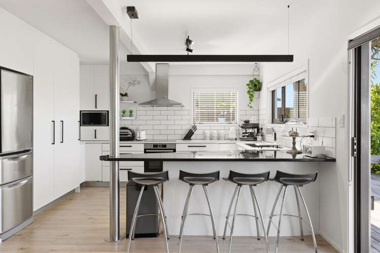 670 Papamoa Beach Road Papamoa Beach_6