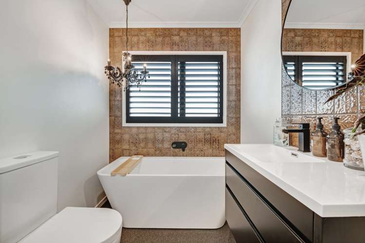 27a Lillian Place Orewa_12