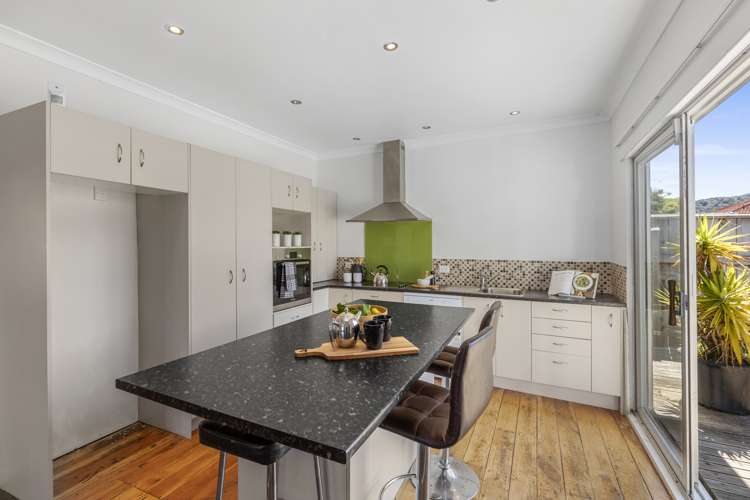 15 Sutherland Avenue Silverstream_3