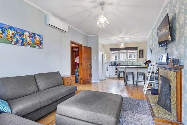 20 Plunket Terrace Hamilton East_1