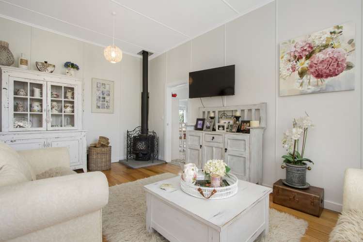 1 Gladstone Road Waihi_6