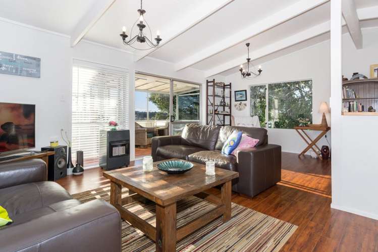 80 James Cook Drive Welcome Bay_5