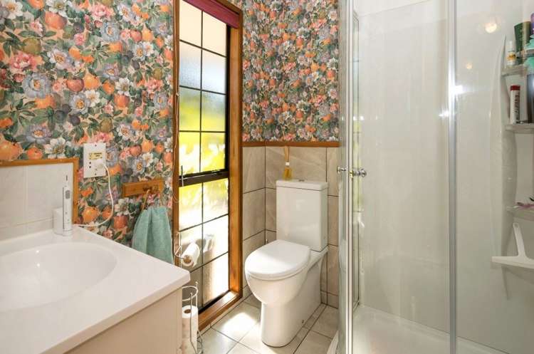 33 Neal Road Rarangi_9