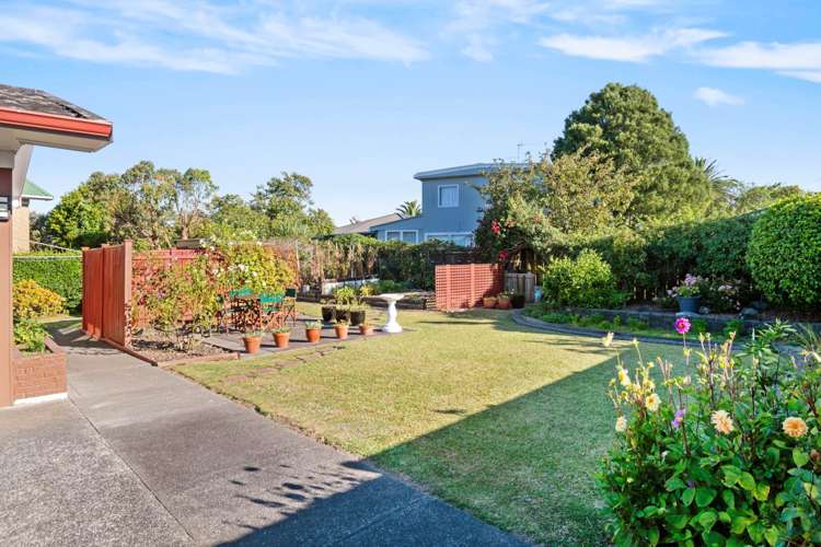 16 Imatra Place Sunnyhills_17