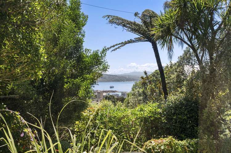 9 Laura Avenue Brooklyn_11