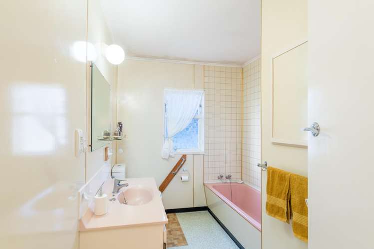 15 Hay Street Naenae_11