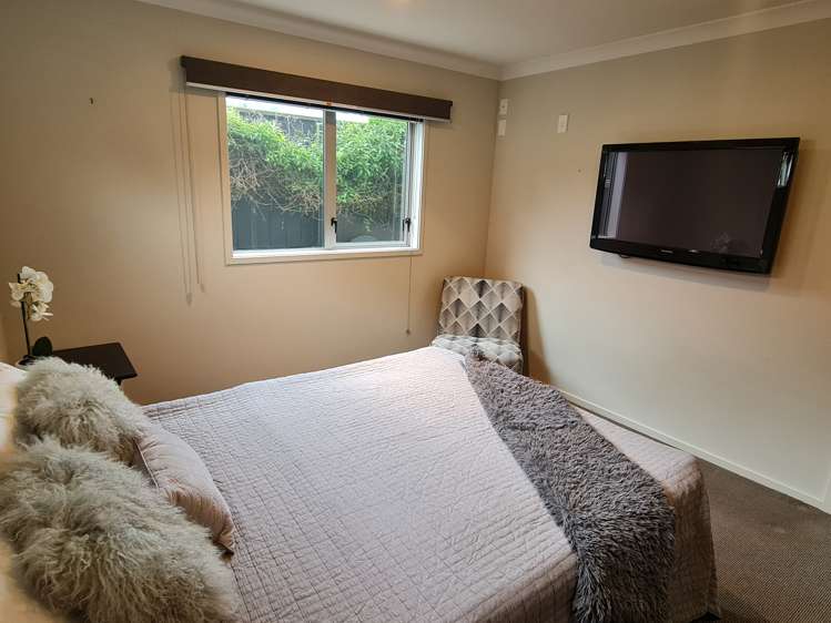 4 Acheron Road Paremata_17